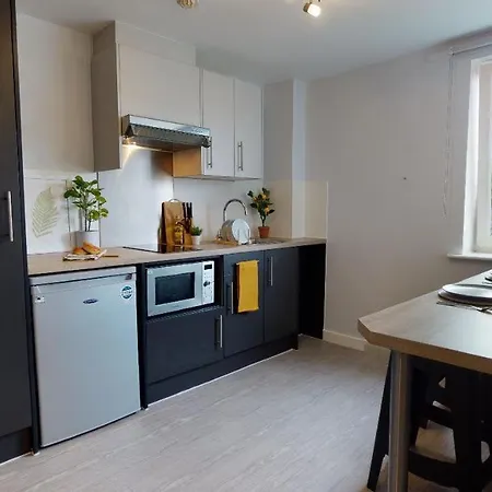 Apartment For Students Only - Iq Leeds In Centre Leeds (West Yorkshire)